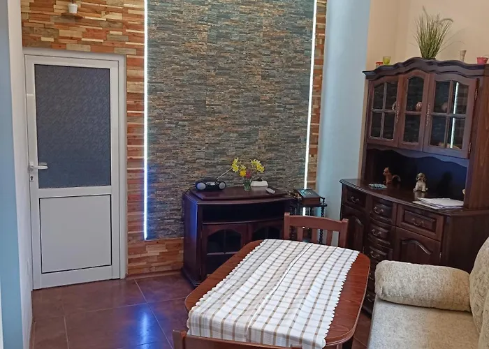 Cozy Flat Sisilia Center * 바르나